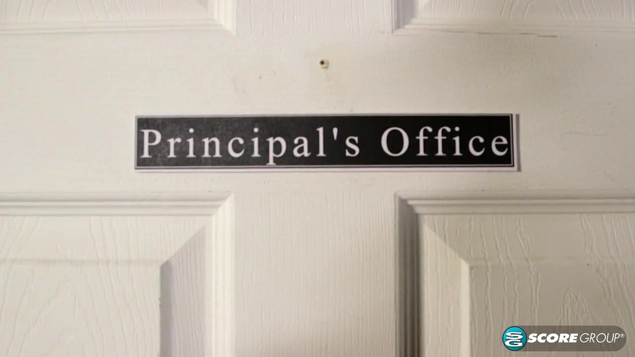 Blaire Ivory在吸吮时是同类中最好的