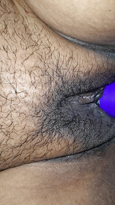 Bhabhi Get Massage in Pussy