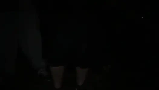 Öffentliche Bukkake-hure Im Wald