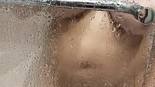 Adik tiri toket besar