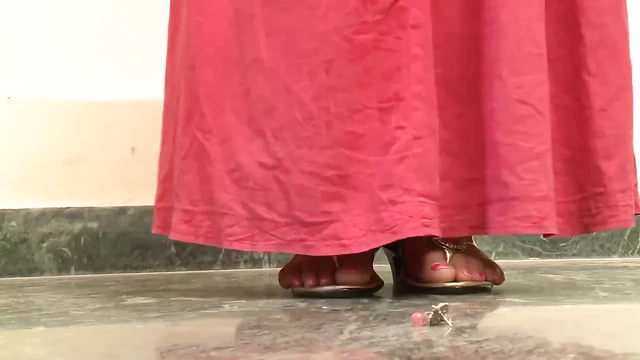 desi Indian aunty seduced by hubby's friend