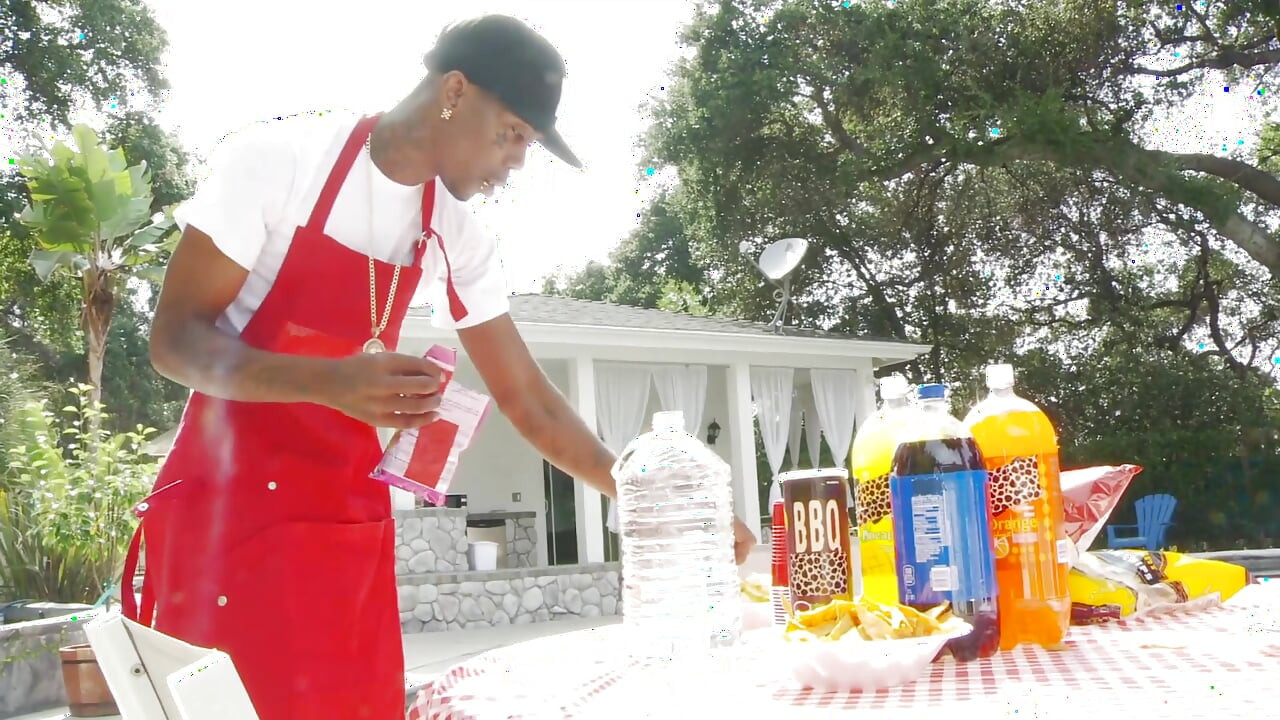 cycate ebonies ruchają się na grillu