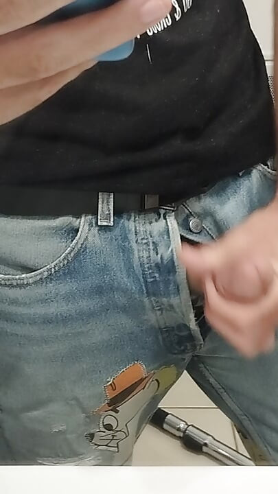 פטיש ג'ינס מאונן של לוי