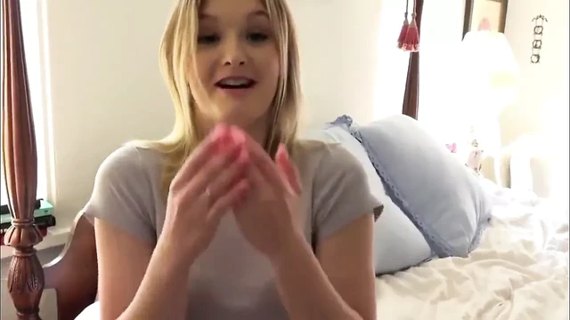 stunning amateur blonde babe