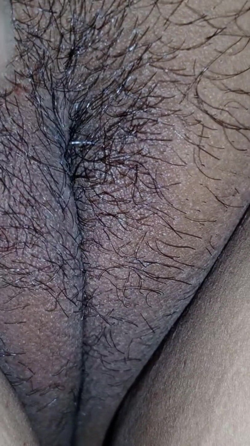 I made a video of my young step sister pussy while she was at night. | Clip 3