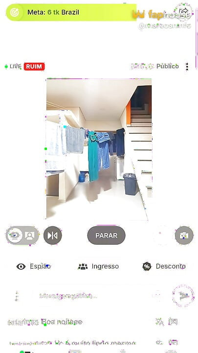 Ich habe Leute live im Keller meines Hauses verstecken gehört