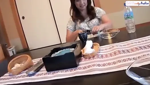 Asian Angel 27910