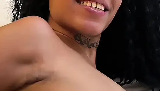 JANGAN BERHENTI! She wants more - gostosa si cewek seksi rambut cokelat dientot gaya doggy habis-habisan dan misionaris - pov