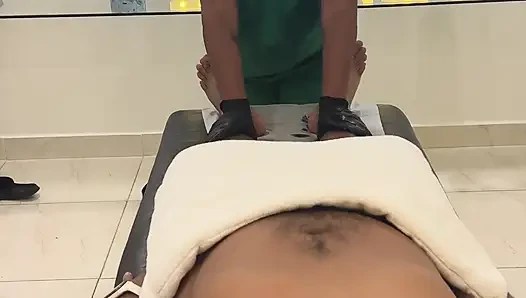 Leyne Rodriguez: Hot Latina in Massage Uniform Gives an Intense Oiled Session
