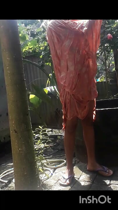 Bengali sister-in-law's leg