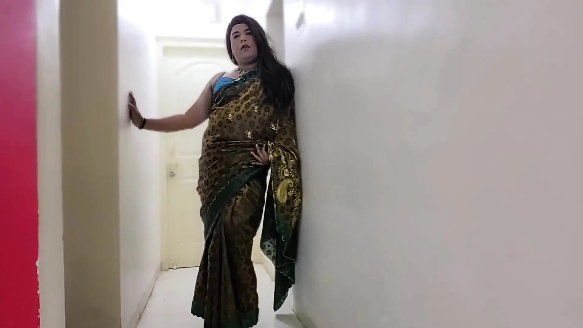 Me in Gree Part 1 Love Green Saree Book Your Show Today