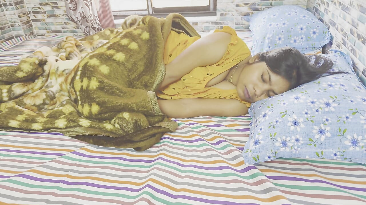 Făcea sex în yo, Neha se odihnea și se bucura