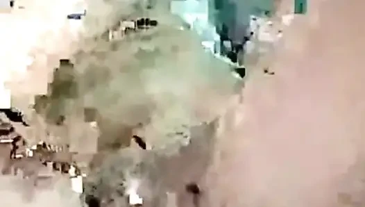 Video ibu tiriku, dia dientot sama kurirnya