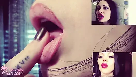 Seksi büyük pembe dudaklarımı hayal edelim