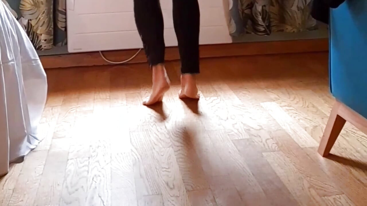 Amadora loira madura esposa gosta de jogos de sexo meio vestido