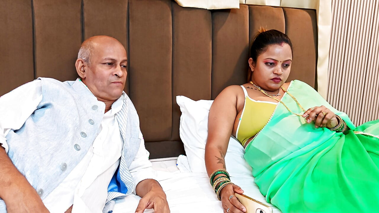 Indian threesome college made his girlfriend have sex with his stepfather. desi video