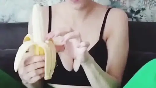 Do a on a banana, very sensual