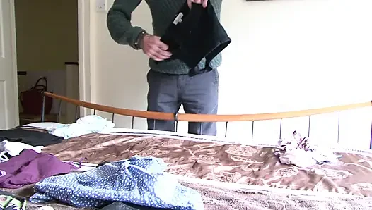 Stepdaughter fucked from her stepdad on the couch