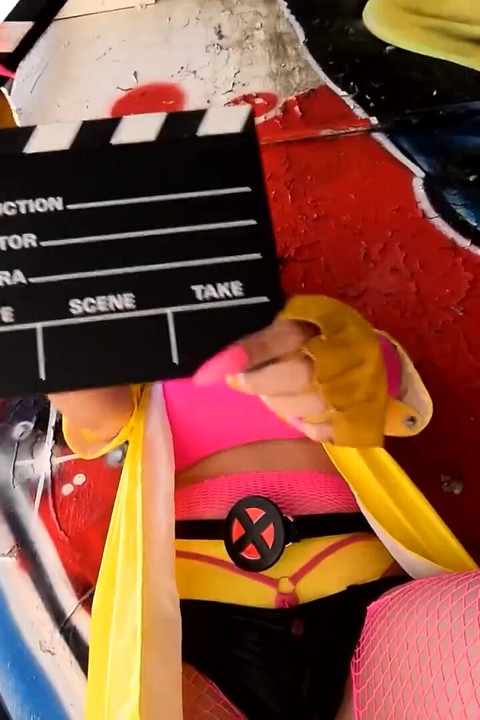 X-men sulu amcık fışkırtmalı jübile gfe