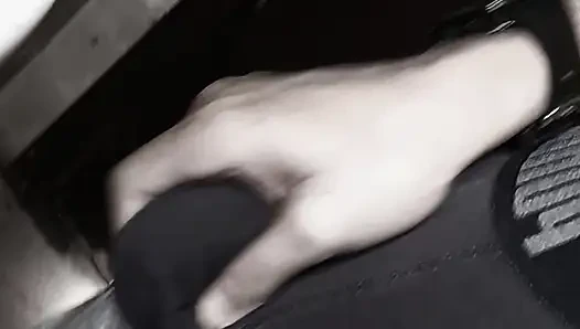 Looking for a girl friend to corporate with me