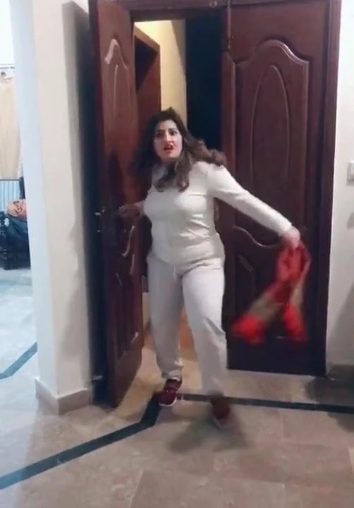 Paki angry aunty