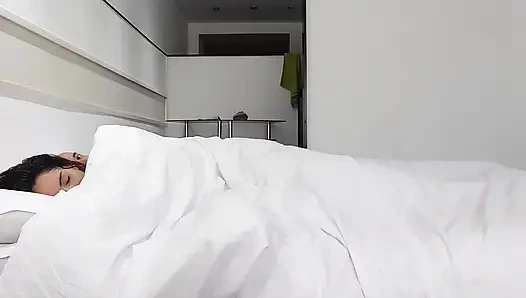 Kebangkitan manis dengan pacar panas dengan pantat yang menakjubkan