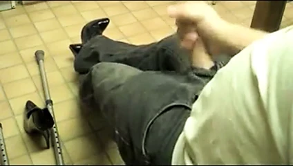 High heel jerkoff