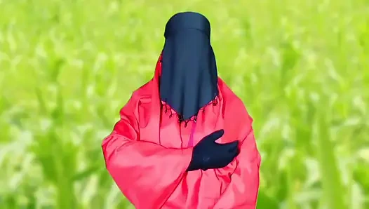 The bus's fat cock was inserted into my pussy