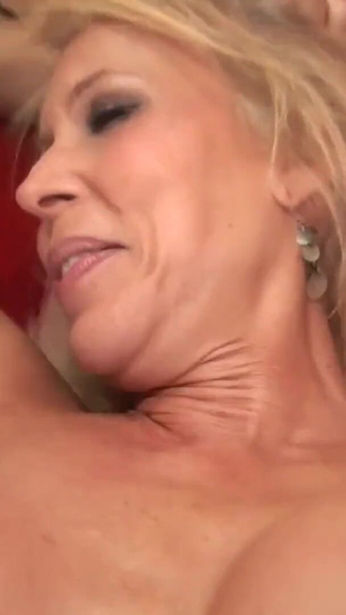 Hairy skinny blonde mature cougar enjoys the young guy’s cock | Clip 3