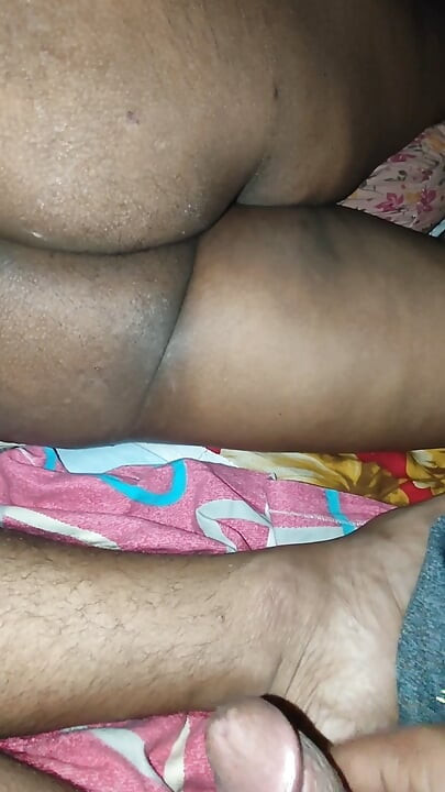Cum Out on My Stepmother's Ass
