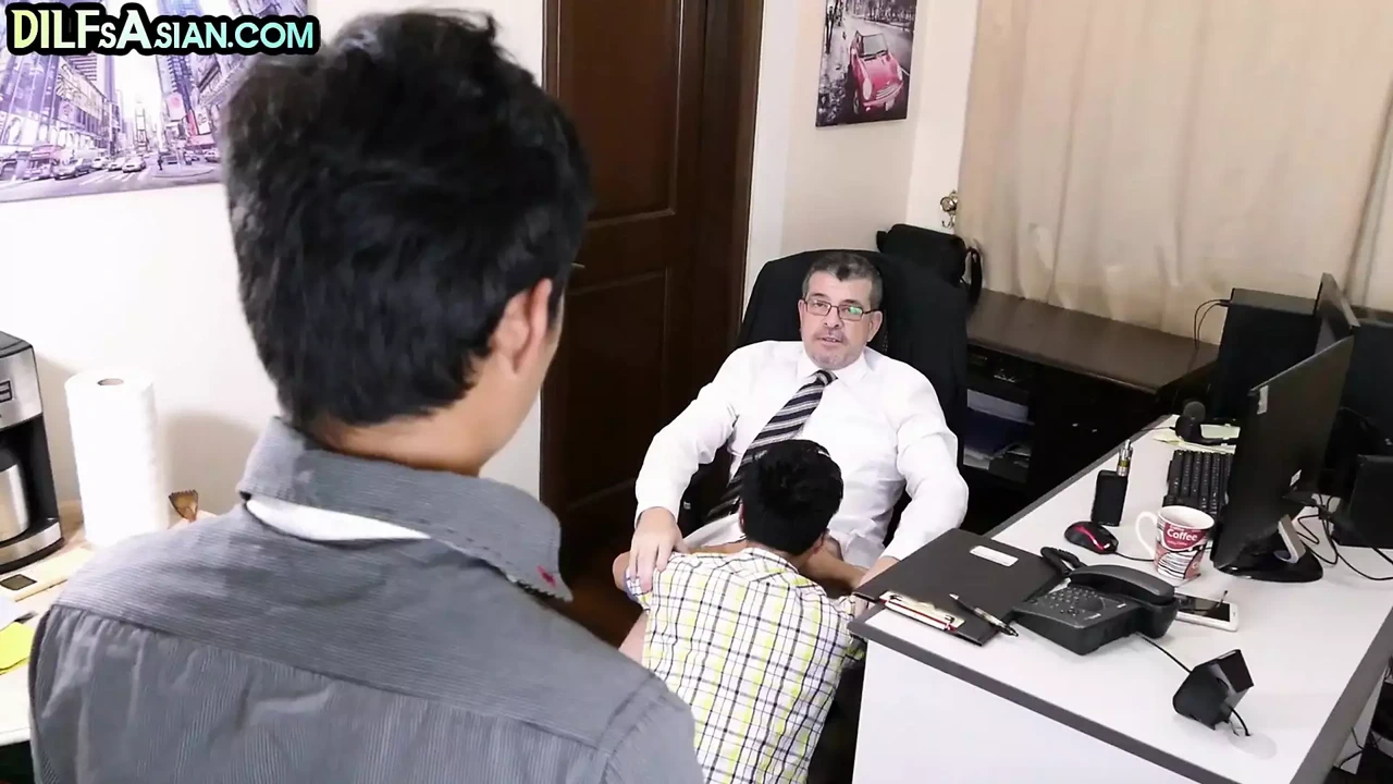 Mature boss assfucking gay Asian workers after blowjob