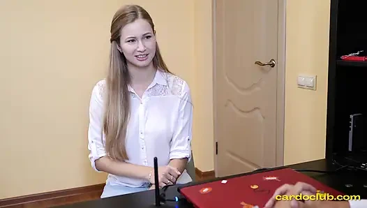 Stella Cardo macht einen blowjob zum hohen gehalt