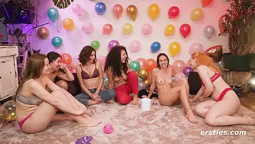 Ersties - Dare Ring Special - химия берет на себя, как ставки становятся выше (эпизод 3 из 4)