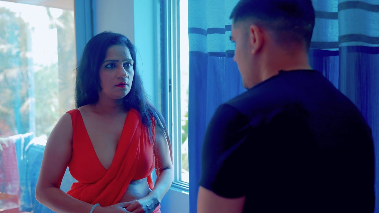 Desi wife fucked hard by the loan recovery agent in the private room