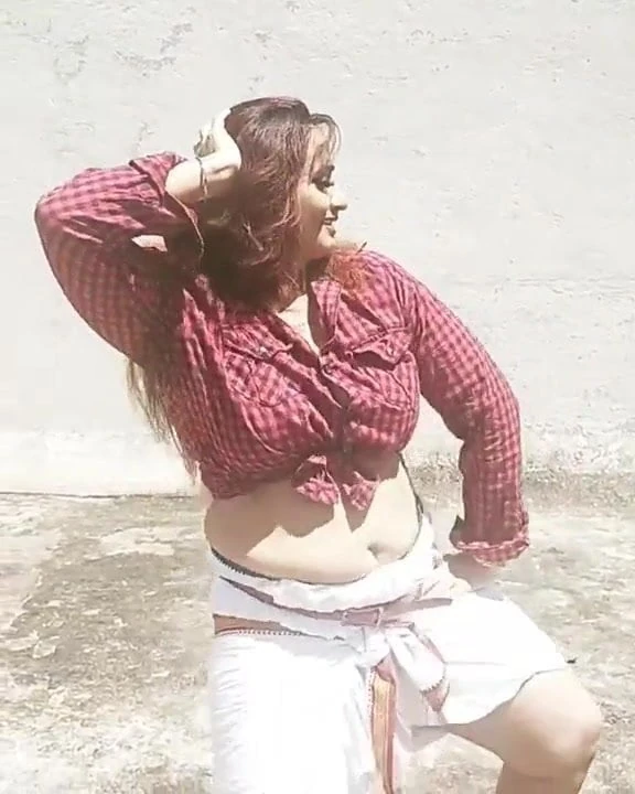 Queen of Persia Tamil Nakumuka Special