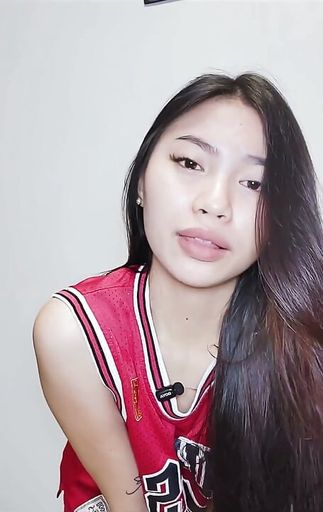 Lil Slut