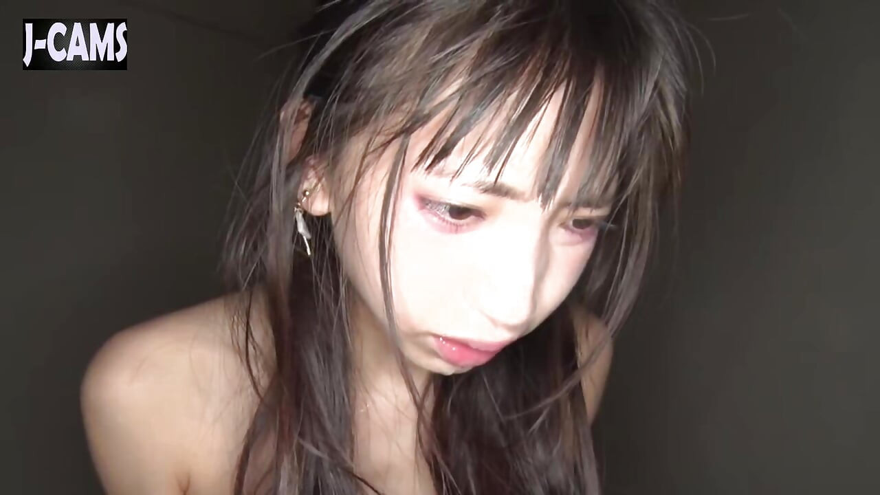 Petite Smooth Beauty. She Keeps the Rhythm Going Again and Again - Ep14