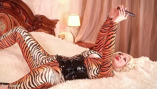 Ignore fetish fem dom video