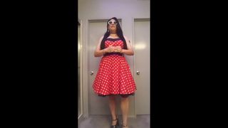 Your Vintage Girlfriend Outfit Video