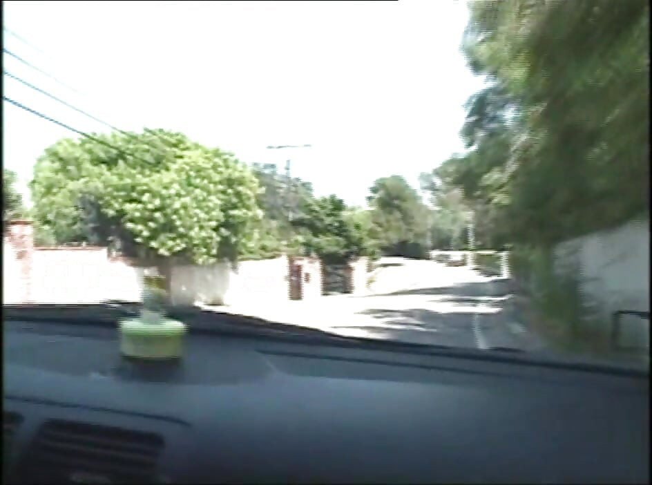 Asyalı sürtüklerle vahşi ateşli üçlü seks