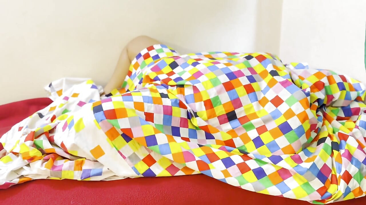Indiancă bhabhi tamilă sexy este futută de vecinul Devor Ni Assi și ejaculează Ep-2