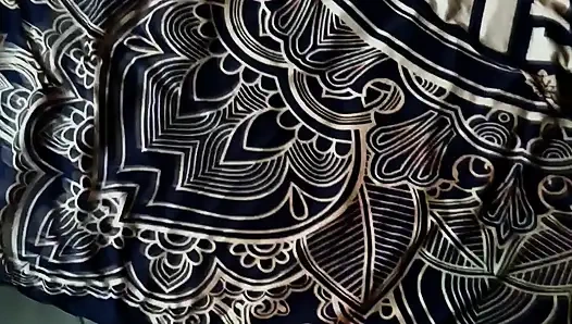 this bitch keeps sucking my cock