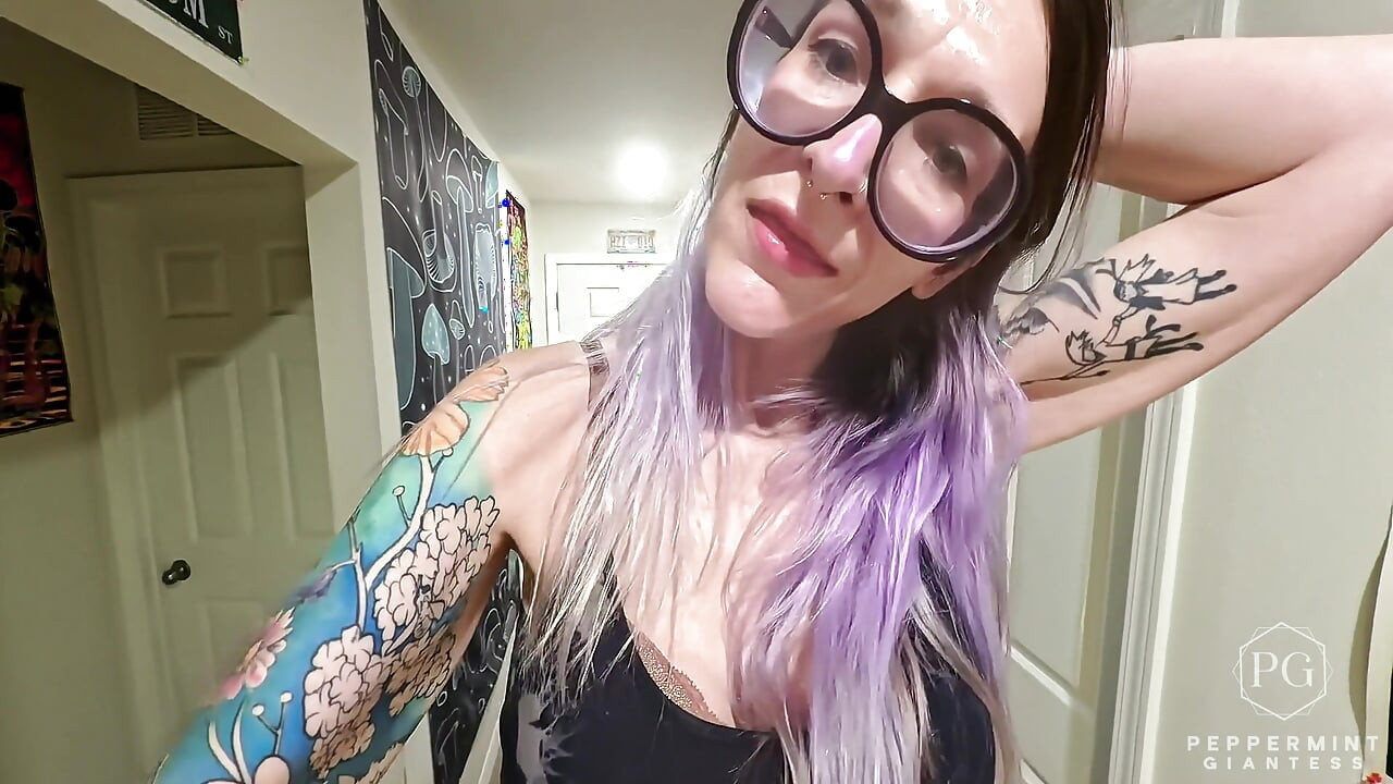 6'7 Stepmommy Owns Her Pathetic Short Loser - Giantess POV Humiliation Lift and Carry