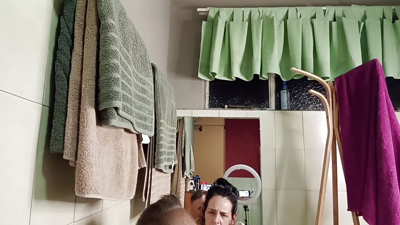 मेरी रूममेट को जानना