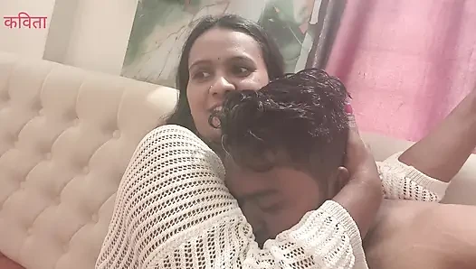 Desi inderin marathi Kavita gibt ihrem liebhaber analsex