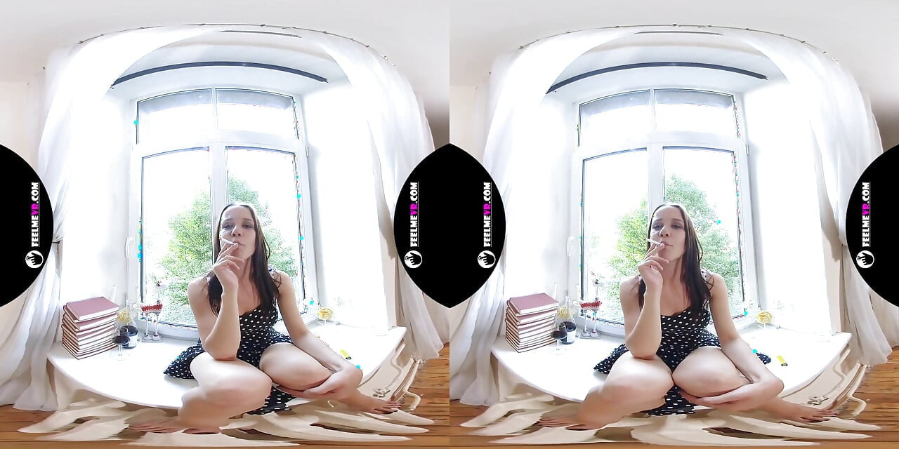 Paula Smoke et orgasme, réalité virtuelle