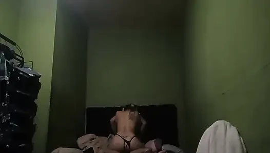 Pacar sahabatku yang enak dudukin kontolku