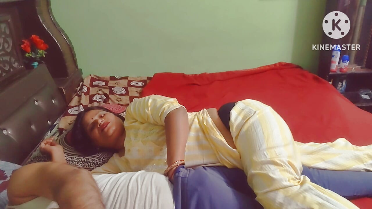 Meu amigo de Noida deixou minha esposa na minha cama
