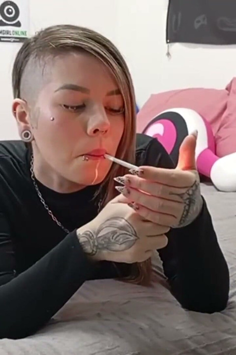 Beautiful Blonde Having Sex Like a Grown-up