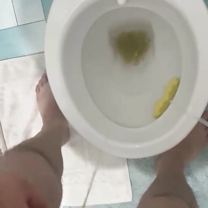 Turkish Hairy Cock Pee Video
